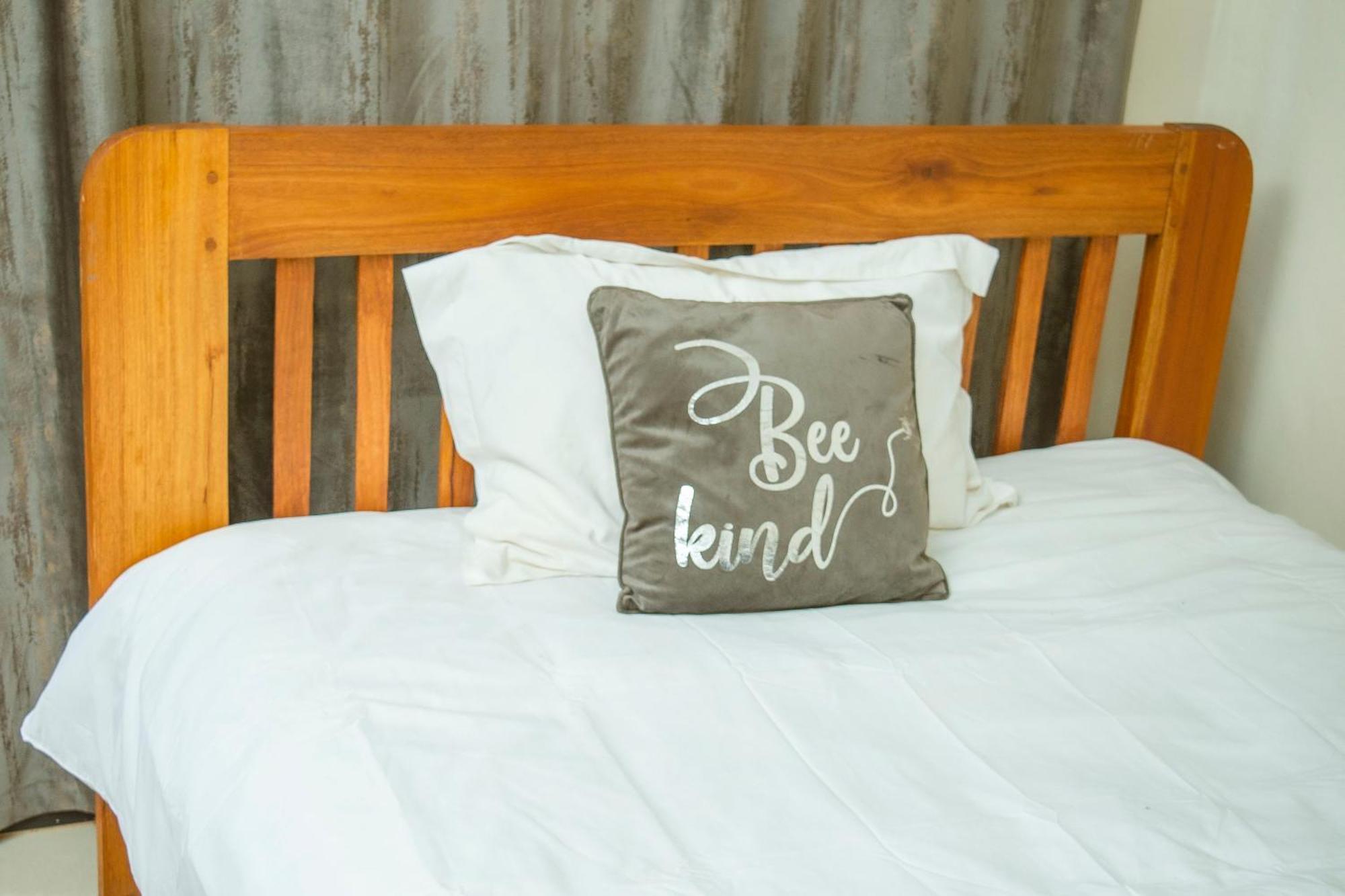 Avon Garden Apartments Area 25 Lilongwe Room photo